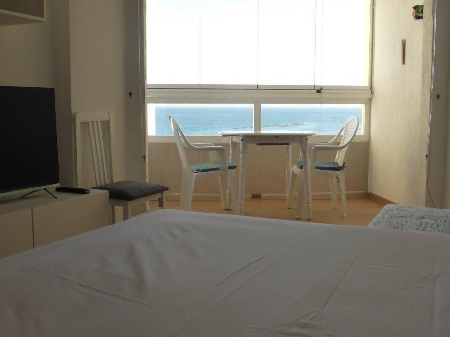 Estudio Nefeli Primera Linea Playa Amazing Views เบนัลมาเดนา ภายนอก รูปภาพ