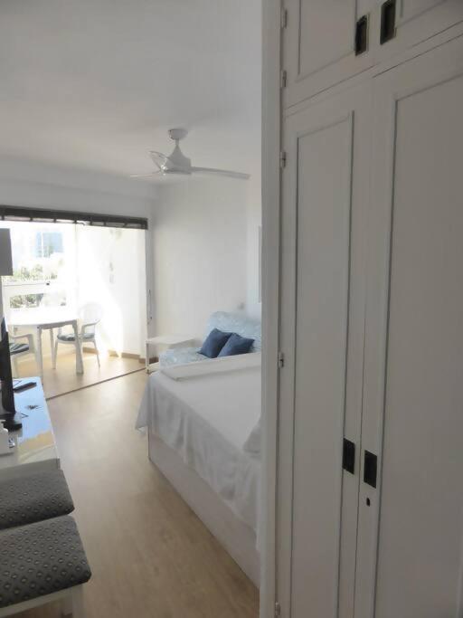 Estudio Nefeli Primera Linea Playa Amazing Views เบนัลมาเดนา ภายนอก รูปภาพ