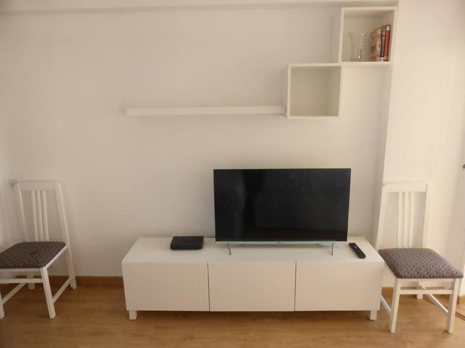 Estudio Nefeli Primera Linea Playa Amazing Views เบนัลมาเดนา ภายนอก รูปภาพ