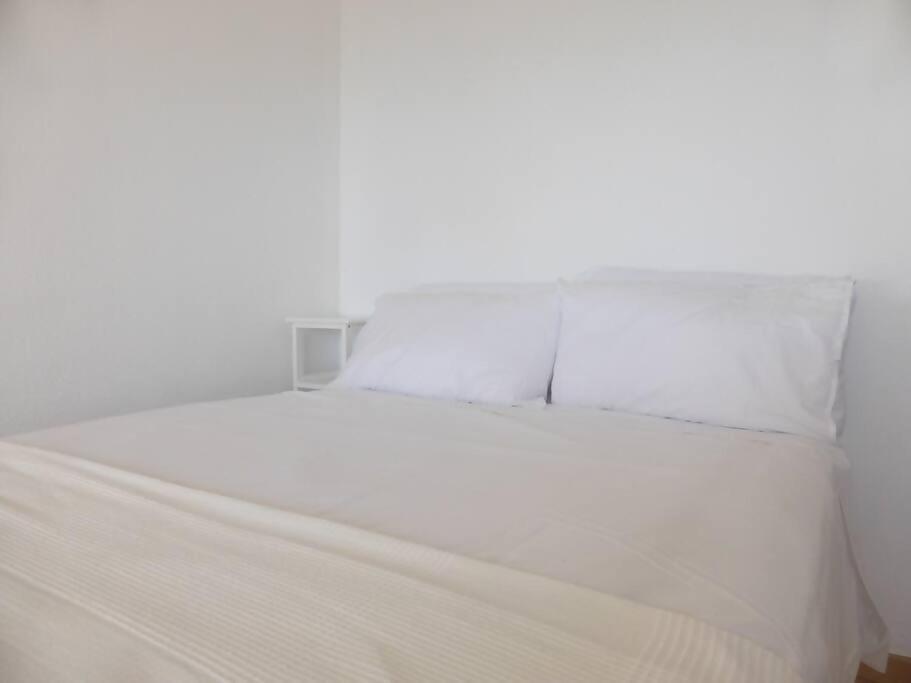 Estudio Nefeli Primera Linea Playa Amazing Views เบนัลมาเดนา ภายนอก รูปภาพ